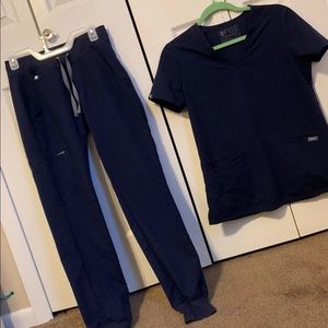 Fig navy scrubs XS